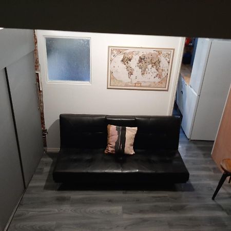 Single Bedrooms With Wifi And Underbed 10 Londra Exterior foto